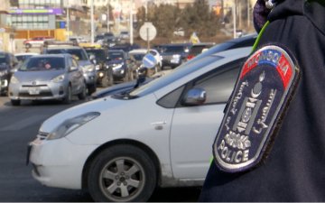 2-р сарын 21-ны өдөр Нийслэлд замын цагдаагийн 1000 гаруй алба хаагч замын хөдөлгөөнд зохицуулалт хийсэн байна