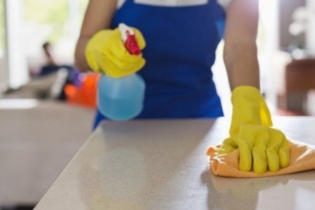 7950 аж ахуй нэгжид ариутгал халдваргүйтгэл хийжээ