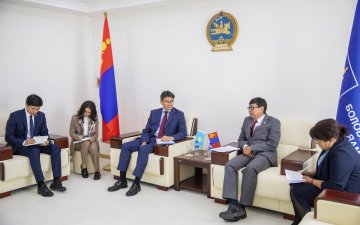 Казахстан Улсад нисэхийн салбарын боловсон хүчин бэлтгэх боломжийг судалж байна