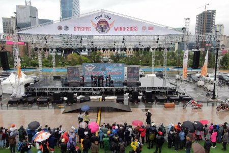 “Талын салхи” наадамд 500 гаруй тамирчид, мото сонирхогчид оролцож байна