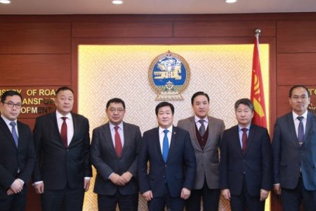 Монгол Улсаас гадаадад суух Онц бөгөөд бүрэн эрхт Элчин сайд нарыг хүлээн авч уулзлаа