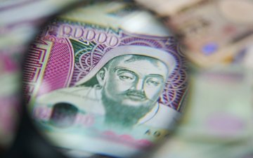 Төгрөгийн хадгаламжийн бодит өгөөж инфляцаас шалтгаалан буурчээ