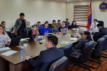 Хог хаягдлаа ангилан ялгаж хэвшүүлэх турших үйл ажиллагаа хэрэгжиж эхэллээ