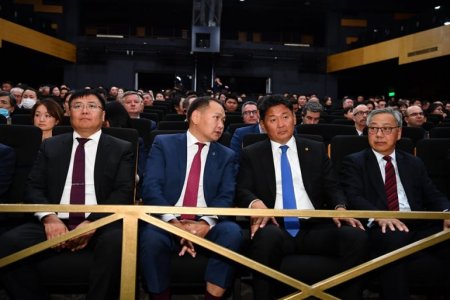 У.ХҮРЭЛСҮХ: ДЭЛХИЙН  ЗАХ ЗЭЭЛД ӨРСӨЛДӨХ ЧАДВАРТАЙ ҮНДЭСНИЙ КОМПАНИУДЫГ БИЙ БОЛГОХЫН ТӨЛӨӨ БҮХ ТАЛЫН ДЭМЖЛЭГ ҮЗҮҮЛНЭ
