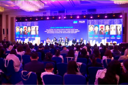 4 эмэгтэй тутмын 3 нь шөнө оройн цагаар гадуур явахаас айдаг нь судалгаагаар тогтоогджээ