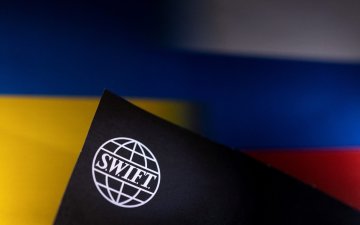 Өрнөдийн орнууд ОХУ-ын томоохон банкуудыг ОУ-ын “SWIFT” төлбөр тооцооны системээс салгав