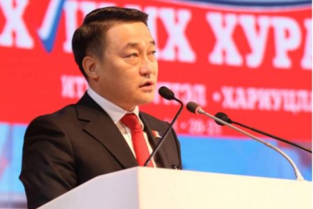 МАН-ын гeнсeк Д.Амарбаясгалан Нийслэлийн МАН-ын даргад өрсөлдөхгүй гэв