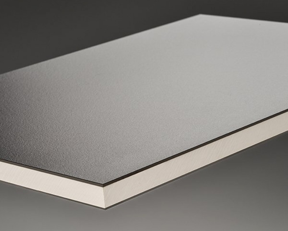 Max Compact Interior white core
