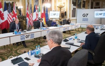 Дэлхийн технологийн корпорациудад 15 хувийн татвар ногдуулна