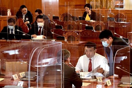 Нийслэл Улаанбаатар хотын эрх зүйн байдлын тухай хуулийн төслийг эцсийн хэлэлцүүлэгт шилжүүлэв