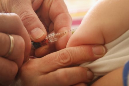 Нийслэлийн хэмжээнд 1330 орчим хүүхэд пневмококкийн эсрэг вакцинжуулалтанд хамрагджээ