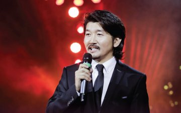 Хамтдаа эхлэх аялгуу: Хамтын үнэ цэнийг эрхэмлэгч Хүнс группийн  Монгол улсын Урлагийн гавьяат зүтгэлтэн Б.Наранзунаар бүтээлгэсэн албан ёсны аялгуу мэндэллээ.