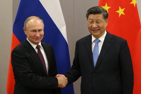 Ши Жиньпин ОХУ-д айлчлахаас татгалзсан шалтгааныг Хятадын Гадаад хэргийн яамнаас тайлбарлалаа