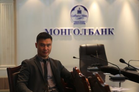 Д.БАТТУУЛ: АМЖИЛТТАЙГААР ХУРИМТЛАЛ ҮҮСГЭХИЙН ТУЛД ҮРГҮЙ ЗАРДЛЫНХАА ТОДОРХОЙ ХУВИЙГ ХАДГАЛАМЖДАА ХИЙХ ХЭРЭГТЭЙ