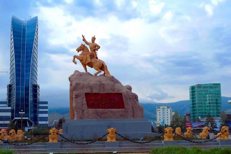 Монгол Улсын гадаад өр эхний улиралд өнгөрсөн оныхоос $1.5 тэрбумаар өсөж, $33.9 тэрбум болов