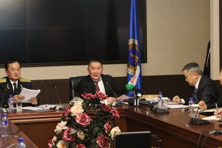 Ерөнхийлөгч Х.Баттулга Прокурорын байгууллагын удирдах ажилтны нэгдсэн зөвлөгөөнд оролцож, үг хэллээ