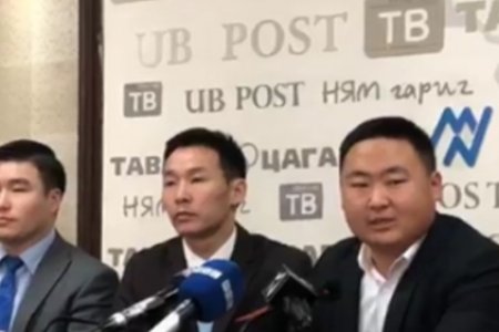 А.Отгонбаатар: Ирэх пүрэв гарагт болох жагсаал бол “HERO”-гийн Б.Баатарын найруулгатай Л.Оюун-Эрдэнийн дэглэлттэй жүжиг