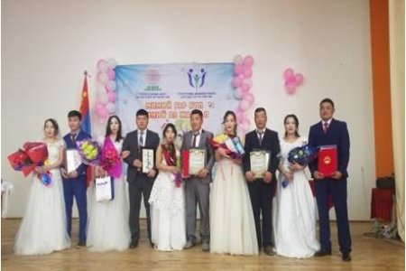 ЗАЛУУ  ГЭР  БҮЛИЙН  ТАНГАРАГ  ӨРГӨХ, АХМАД  ГЭР БҮЛҮҮДЭД  БАТЛАМЖ  ГАРДУУЛАХ  ЁСЛОЛЫН  АЖИЛЛАГАА