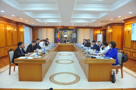 Нүүрс тээвэрлэлттэй холбоотой асуудлыг цогцоор нь шийдвэрлэх хугацаатай даалгавар гаргав 