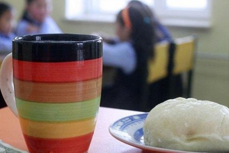 ЕБС-ийн сурагчид хордлогод өртсөн асуудлыг шалгаж байна