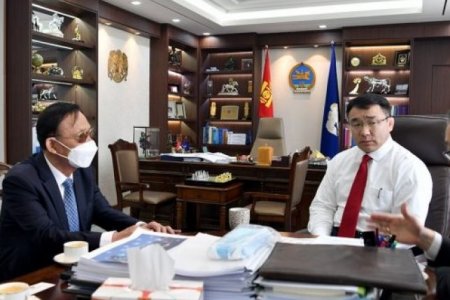 Хотын дарга Д.Сумъяабазар БНСУ-аас Монгол Улсад суугаа Соёлын элчийг хүлээн авч уулзлаа