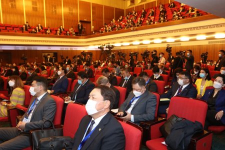 Төр, хувийн хэвшил, хөрөнгө оруулагчдын зөвлөлдөх уулзалт болж байна