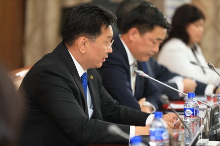 У.Хүрэлсүх: Нийгмийн халдварт өвчнөөс урьдчилан сэргийлэх цогц арга хэмжээг авна