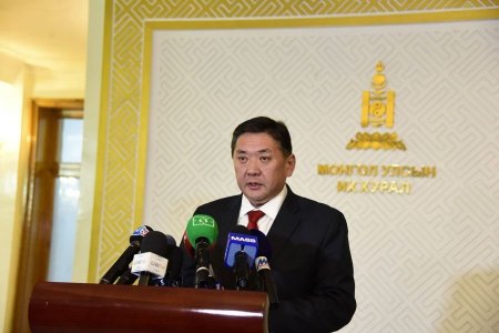 М.Энхболд: Цагаан сараас өмнө УИХ-ын шинэ даргатай болно