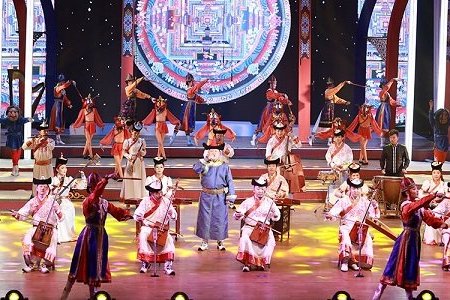 Нийслэлийн 380 жилийн ойн Хүндэтгэлийн концертод 800 гаруй уран бүтээлч оролцлоо