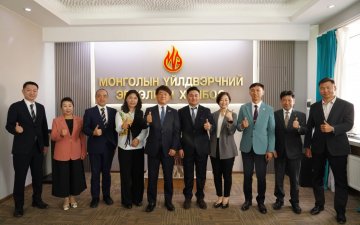 ЯПОН УЛСЫН ЦАХИЛГААН ЭРЧИМ ХҮЧНИЙ ҮНДЭСНИЙ ҮЭ-ИЙН ХОЛБООНЫ ТӨЛӨӨЛӨГЧИД МОНГОЛ УЛСАД АЙЛЧИЛЛАА