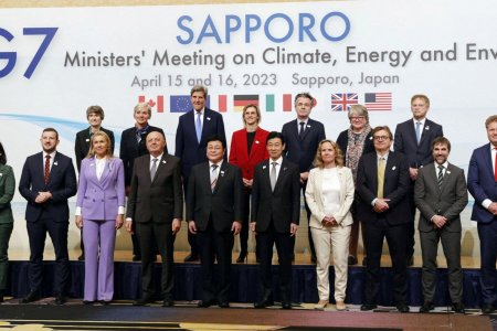 “Долоогийн бүлэг”-ийн хууль тогтоогчид эрсдэлд суурилсан хиймэл оюун ухааныг зохицуулах журмыг батлах ёстой гэж сайд нар мэдэгджээ