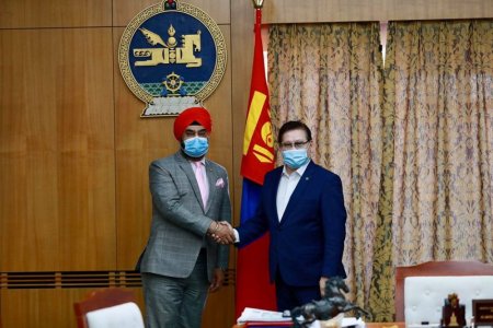 Энэтхэг улс руу ирэх долоо хоногт захиалгат нислэг үйлдэхээр боллоо