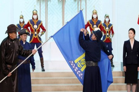 “Монголын Ардчилсан холбоо” төрийн бус байгууллагыг Монгол Улсын Баатар цолоор шагналаа