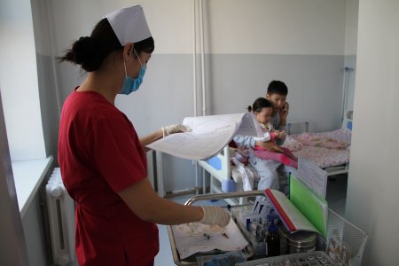 Баярын өдрүүдэд эмнэлгүүд ямар хувиариар ажиллах вэ