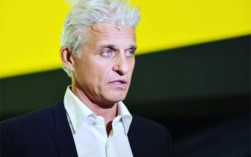 ОХУ-ын тэрбумтан Олег Тиньков ОХУ-ын иргэдийн 90 хувь нь дайныг эсэргүүцэж байгаа гэлээ