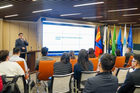 “Гадаад худалдааны гэрээ, хэлэлцээр хийхэд анхаарах асуудал” сэдэвт хэлэлцүүлэг зохион байгуулагдлаа