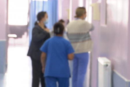 Манай улсад 14.000 орчим сувилагч ажилладаг гэх ч улсын хэмжээнд 20.000 сувилагчийн шаардлага байна