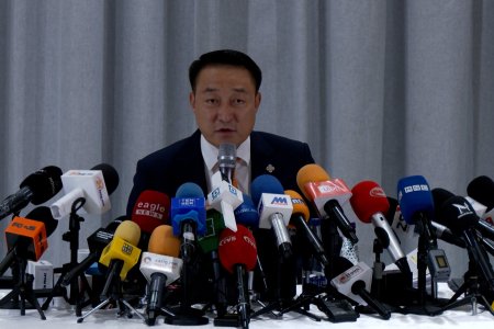 УИХ-ын дарга Д.Амарбаясгалан МАН-ын намын дотоод асуудал болон улс төрийн хүрээнд үүсээд байгаа нөхцөл байдлын талаар мэдээлэл хийлээ
