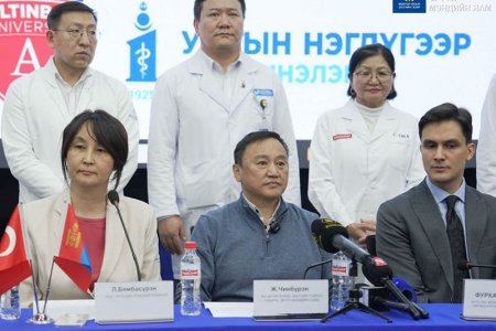 Хавдартай хүүхдэд цусны үүдэл эс шилжүүлэн суулгах эмчилгээг анх удаа амжилттай хийлээ