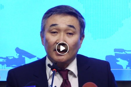 ИЗНН-аас Үндсэн хуульд оруулах нэмэлт, өөрчлөлтийн төслийн талаар мэдээлэл хийж байна