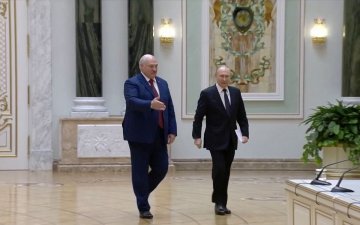 В.Путин дайныг дуусгавар болгож, одоо байгаа фронтын шугамаар хилийн зурвас тогтоох хүсэлтэй байгааг эх сурвалжууд хэллээ