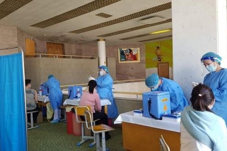 Дүүрэг бүрт дархлаажуулалтын цэг ажиллаж 60-аас дээш насныхныг дархлаажуулалтад хамруулна
