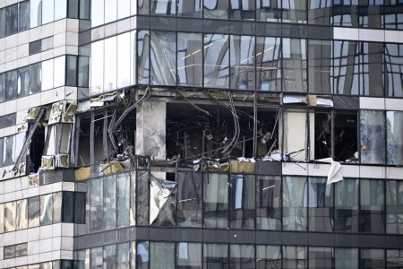 Ялалтын баярын өмнө Москва дахь тэнгэр баганадсан барилга Украины дроны цохилтод өртжээ