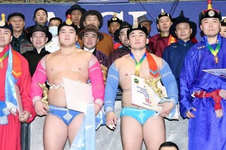 Улсын гарьд П.Сүхбатын нэрэмжит барилдаанд аймгийн арслан М.Баасанжав түрүүлэв