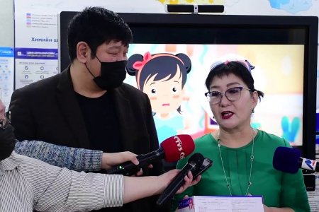 LIVE: Жүжигчин М.Баярмагнай болон иргэд аж ахуй нэгжүүд ЭМЯ-нд хандив өгч байна 2020.03.01