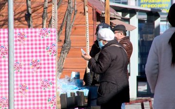 Сар шинийн баяр дөхсөнтэй холбоотойгоор ахмадууд тэтгэврийн зээл авах нь нэмэгджээ