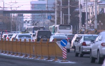 Жолоодох эрхээ хасуулсан, согтуурсан үедээ дахин машин барьсан бол жолоодох эрхийг 1-3 жилээр хасаж, 2.7-14 сая төгрөгөөр торгоно