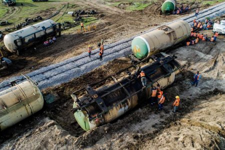 З.Түвшинтөгс:Түлш асгарсан газар Орхон голоос 5-6 км зайтай учир түлш голд хүрээгүй