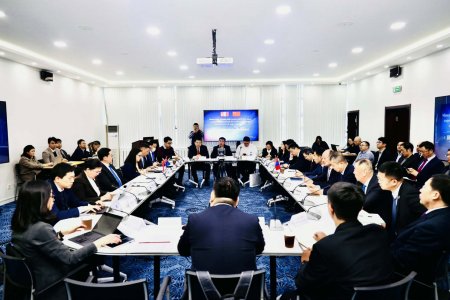 МОНГОЛ, ХЯТАДЫН ХАМТАРСАН ДУГУЙ ШИРЭЭНИЙ УУЛЗАЛТ БОЛЛОО