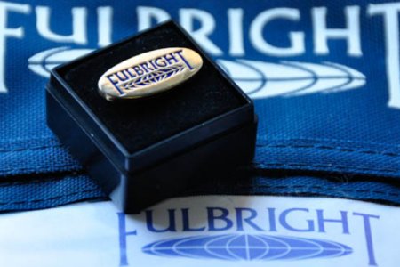 Фулбрайтын тэтгэлэгт хөтөлбөрт материалаа илгээгээрэй